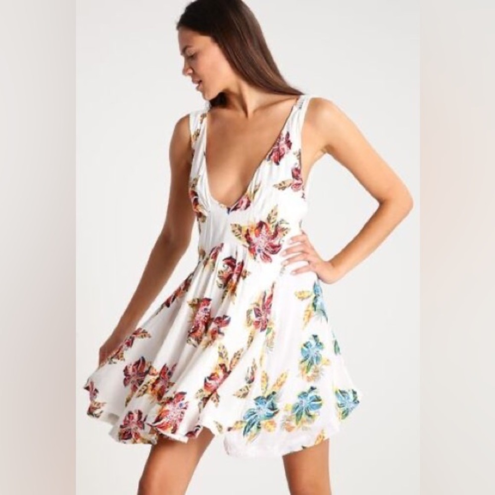 Floral V-Neck White Sundress